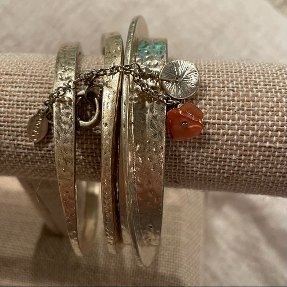 Chico’s Set of 3 Gold-toned Bangle Bracelets - Picture 5 of 5